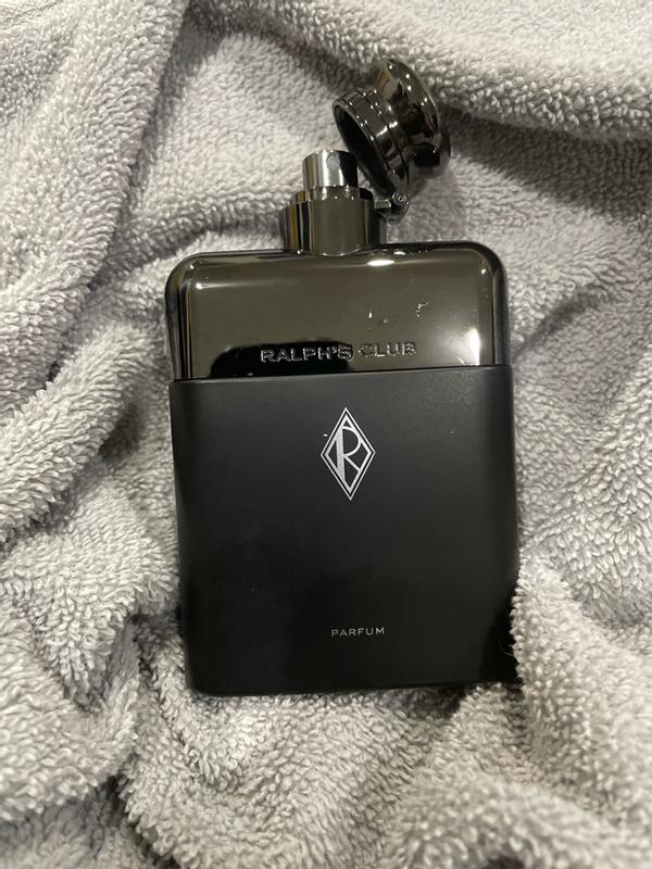 Customer photo for "Long lasting strong cologne"