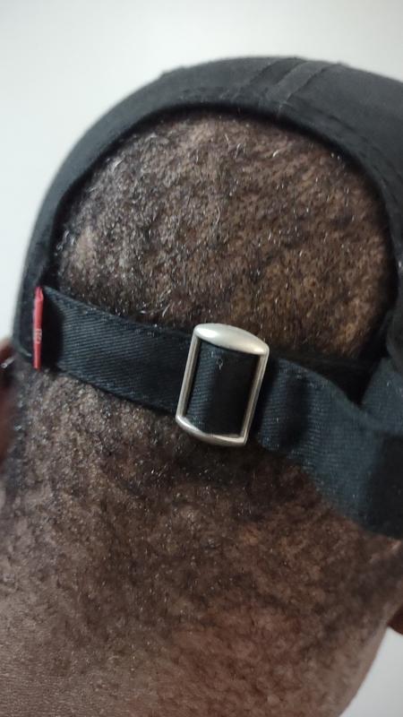 Adjustable closure on the back