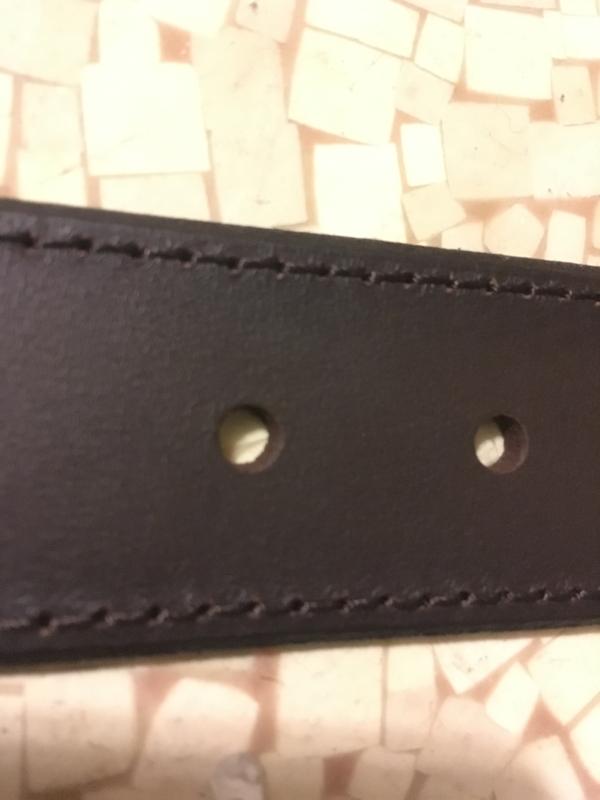 Good quality stiching and perforations