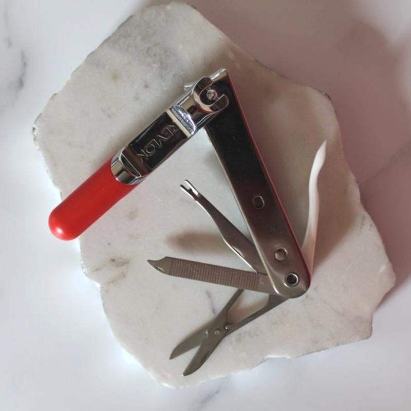 6-In-1 Nail Tool: Heavy Duty Nail Clipper - Revlon