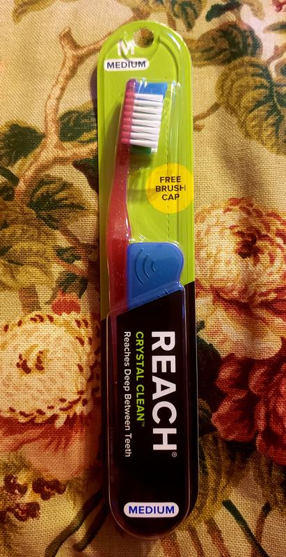 REACH Crystal Clean Toothbrush with Soft Bristles, 1 Count - Reach  Toothbrush