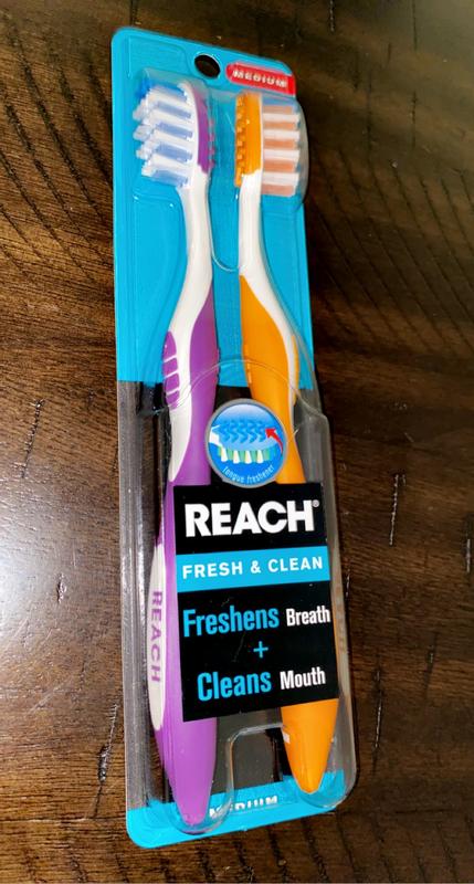 REACH Fresh & Clean Toothbrush with Soft Bristles, 2 Count - Reach  Toothbrush