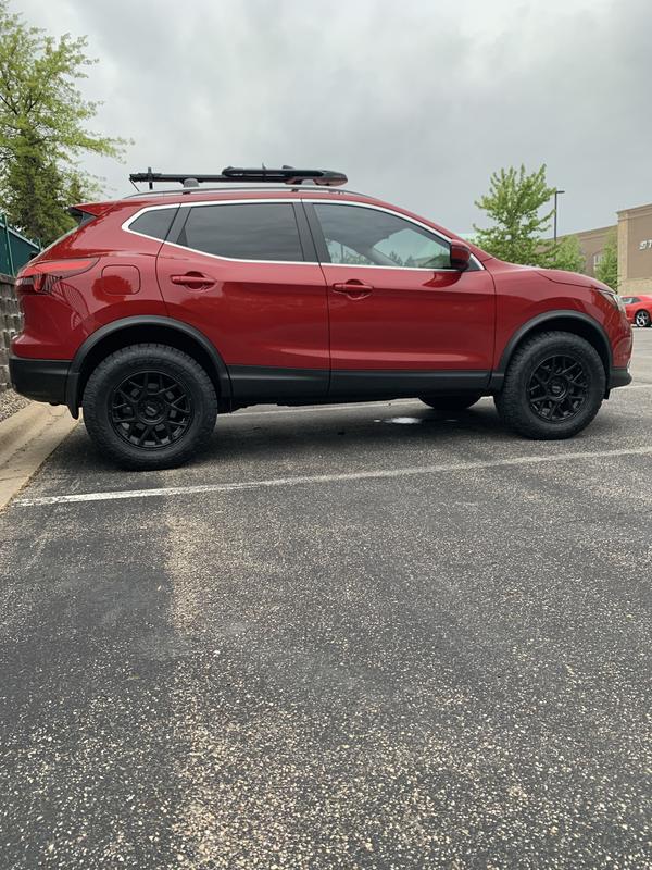 Lifted Nissan Rogue With Off-road Mods And 245/65R17 BFG, 56% OFF