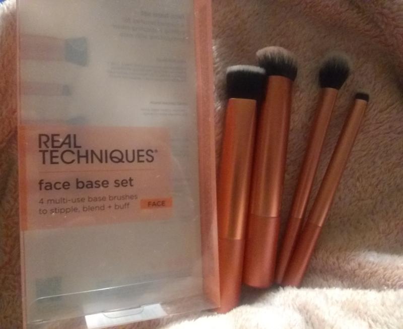 Real Techniques Flawless Base 2.0 Set