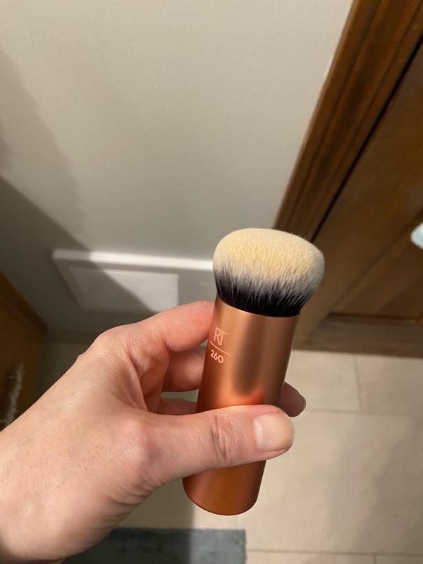 Real Techniques Bubble Blending Makeup Brush, Multipurpose Face Brush For  Liquid, Cream, & Powder Prouducts, Unique Bubble Brush Head, Synthetic  Bristles, Vegan & Cruelty Free, 1 Count