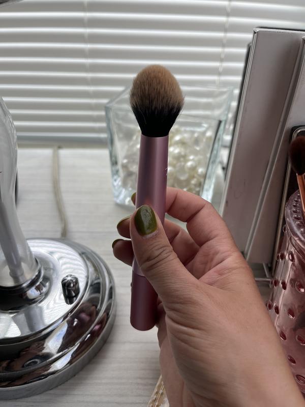 Buy Real Techniques - Blush Brush Tapered Cheek - 449