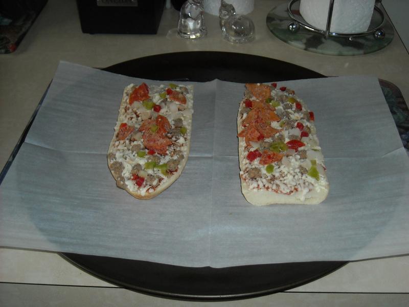 Red Baron Frozen Pizza French Bread Five Cheese & Garlic, 8.80 oz - Gerbes  Super Markets