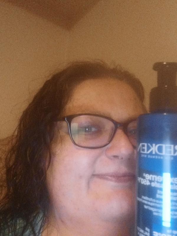 Smells great and yes works yay.