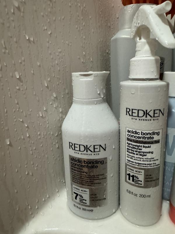 Spray bottle