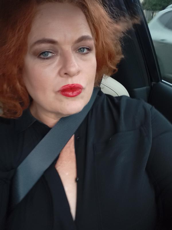 Love Redken sculpting curl hair gel