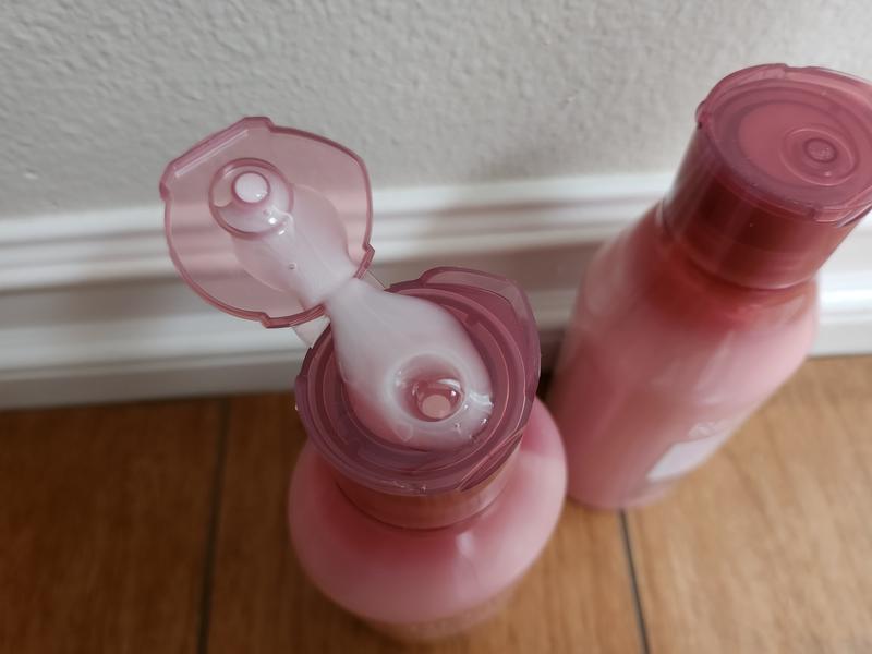 Lovely scent and easy to spread texture