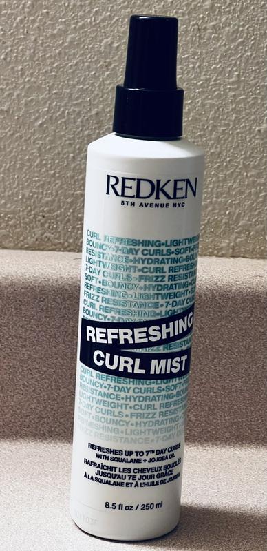 Love the colors and design of this spray!