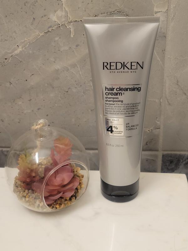 Excellent cleansing shampoo for build up residue!