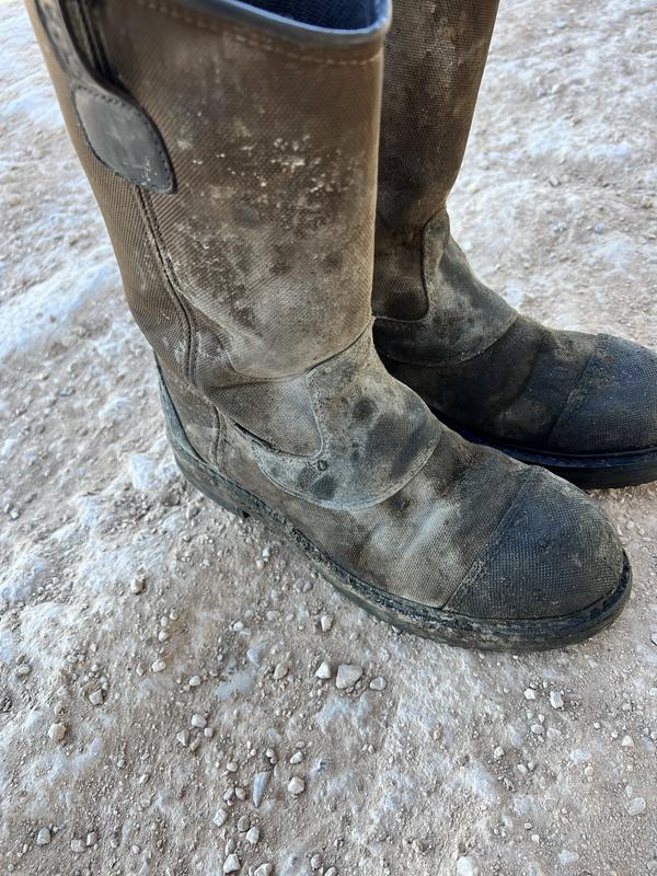 MaxBond Red Wing