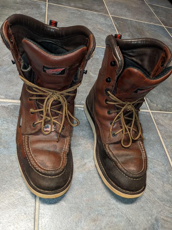 Red wing store boots 411