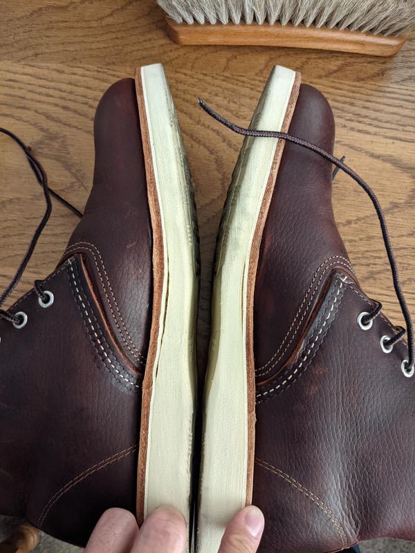 Red wing heritage hot sale work chukka boots