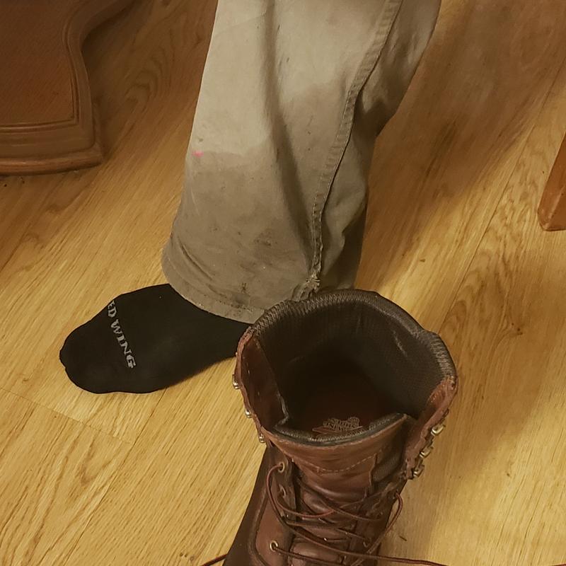 Red wing deals boots 2403