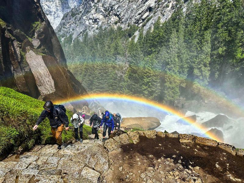 Yosemite Hiking Adventure – Lodge Based