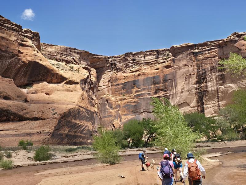 Canyon de chelly hiking tours best sale