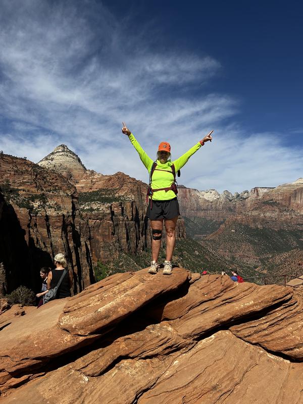 Zion & Bryce Canyon Hiking Adventure – Lodge Based