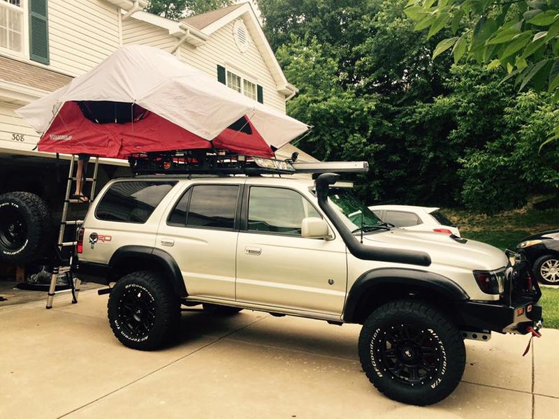 Yakima SkyRise 3 Rooftop Tent | REI Co-op