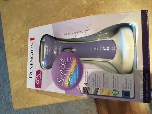 Rechargeable Shaver For Women | Remington Smooth & Silky | Remington®