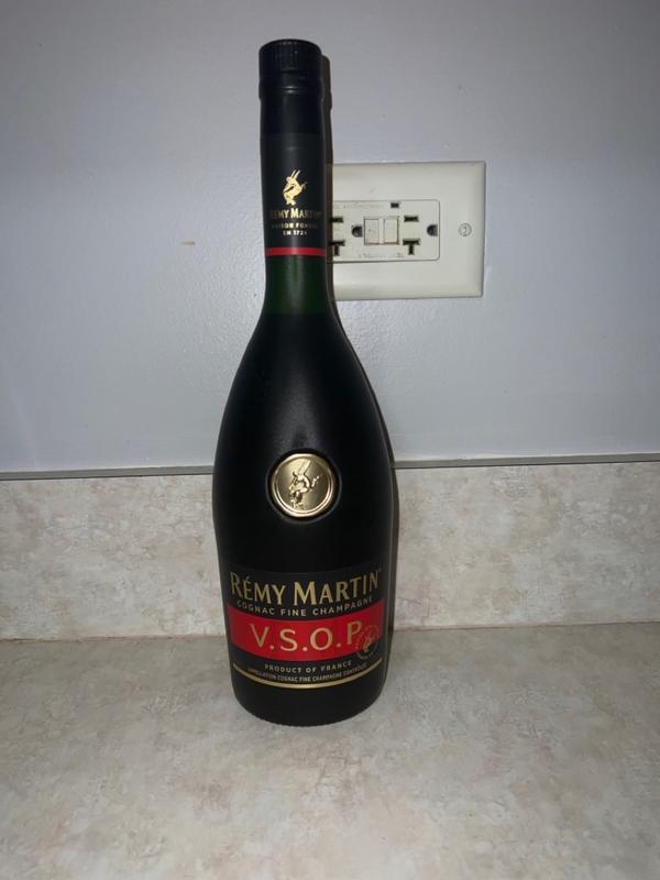 Rémy Martin V.S.O.P Cognac 750 ML