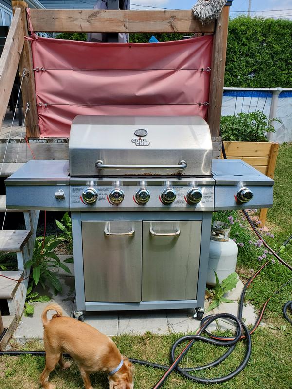 Grill Chef Propane Gas Barbecue - 72,000 BTU and 660 sq. in. - 5 Burners -  Stainless Steel