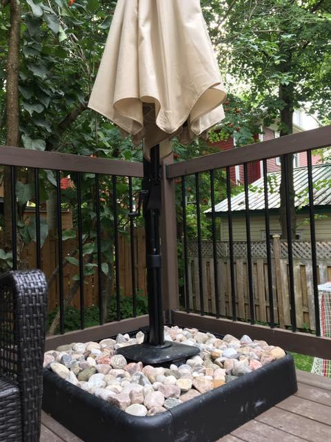 Garden Treasures Offset Patio Umbrella - Tiltable - 11-ft - Beige  YJAF-81903C