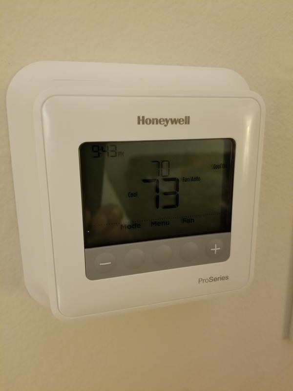 Honeywell TH1110D2009 T1 Pro non-programmable thermostat for 24 Vac  systems, single stage heat and cool systems