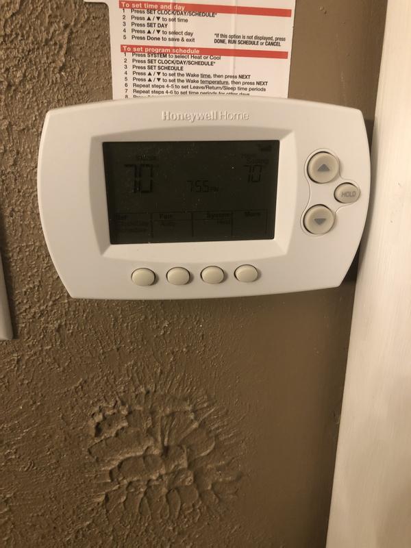 Honeywell Home RTH6580WF Wi-Fi 7-Day Programmable Thermostat 