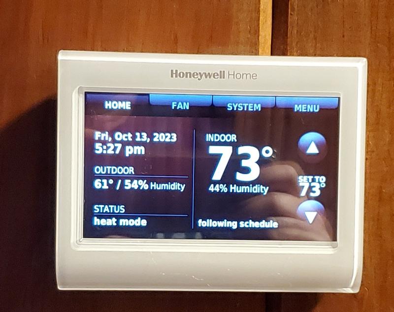 Honeywell TH9320WF5003 Home-Resideo Wi-Fi 9000 - Wi-Fi 7-Day Programmable  Thermostat 2H/2C