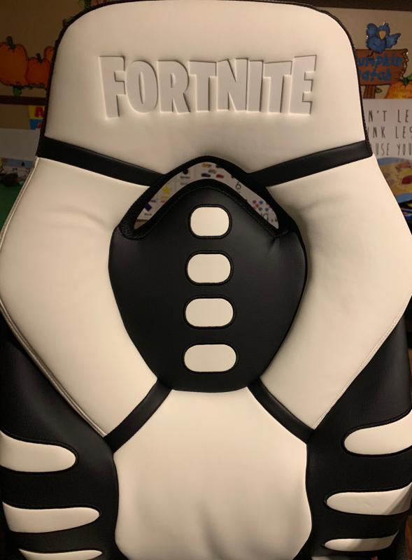 Respawn fortnite skull trooper hot sale