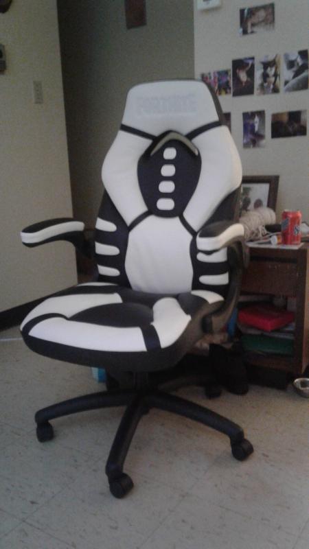 Fortnite Skull Trooper Gaming Chair