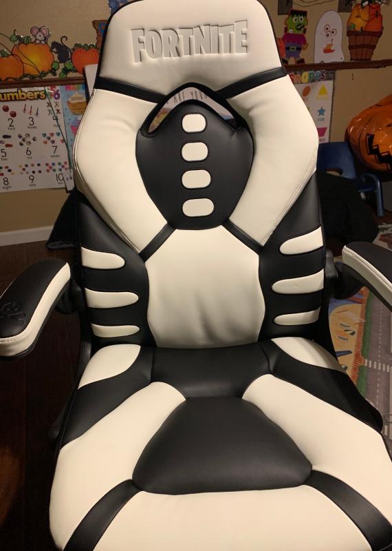 Fortnite skull gaming discount chair