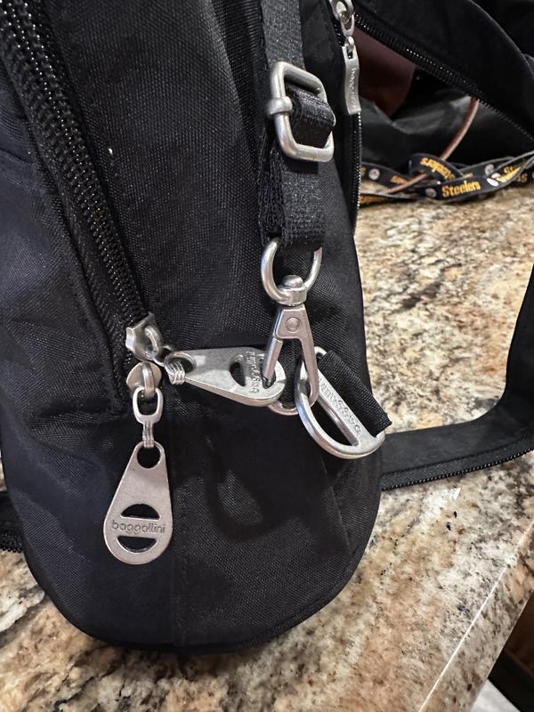 Older pull zippers are much better design then the new flat ones