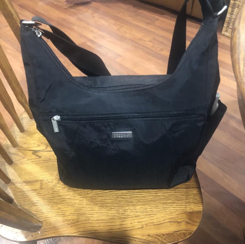 Baggallini best sale travel hobo