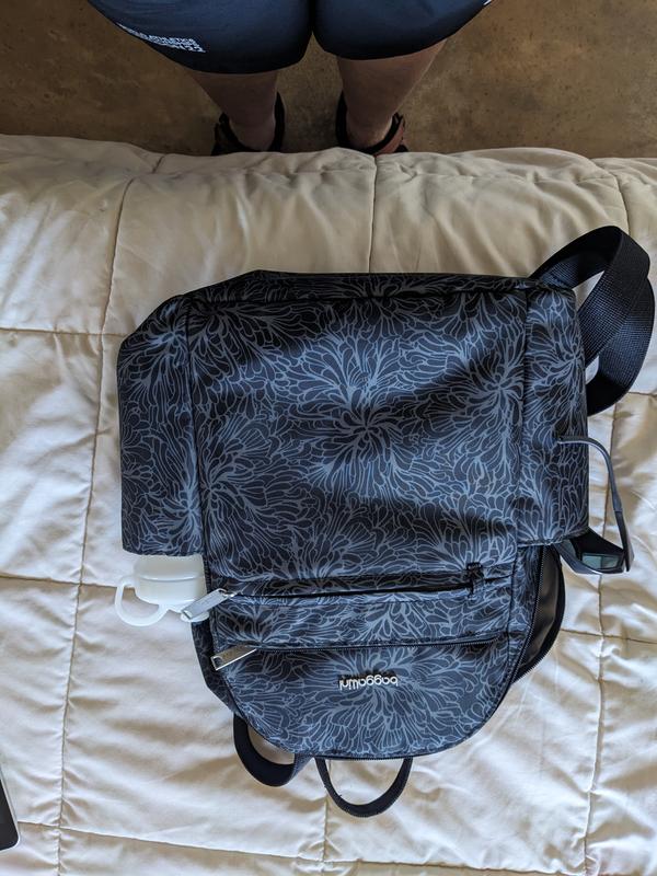 Easily fits, even upside down.