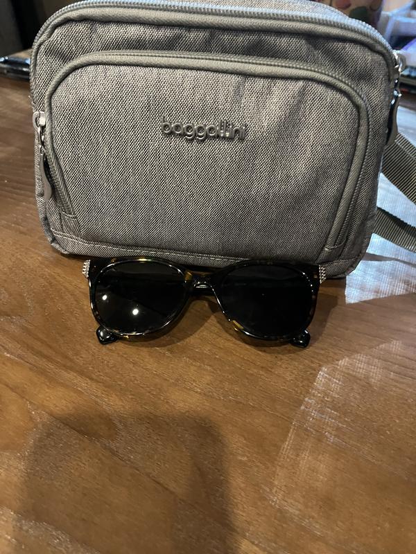 Bag with sunglasses