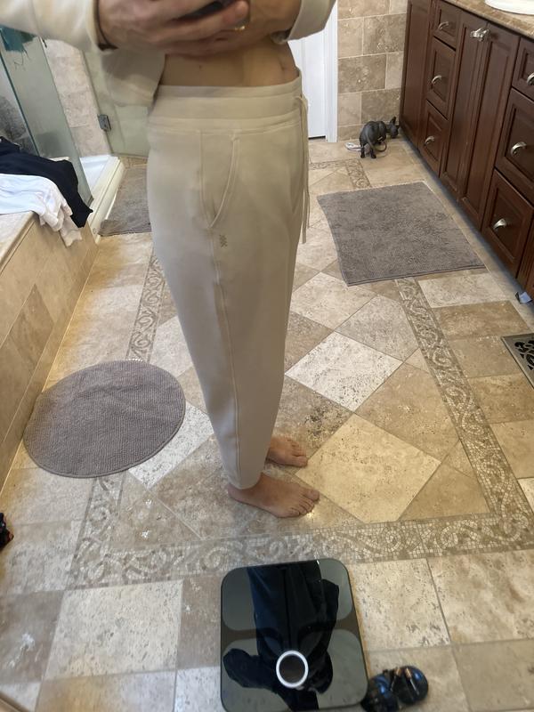 Customer photo for "Great loungewear, nice and long"