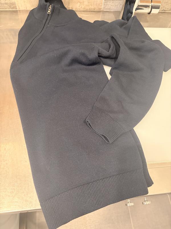 Customer photo for "Great fit and feels tailored"