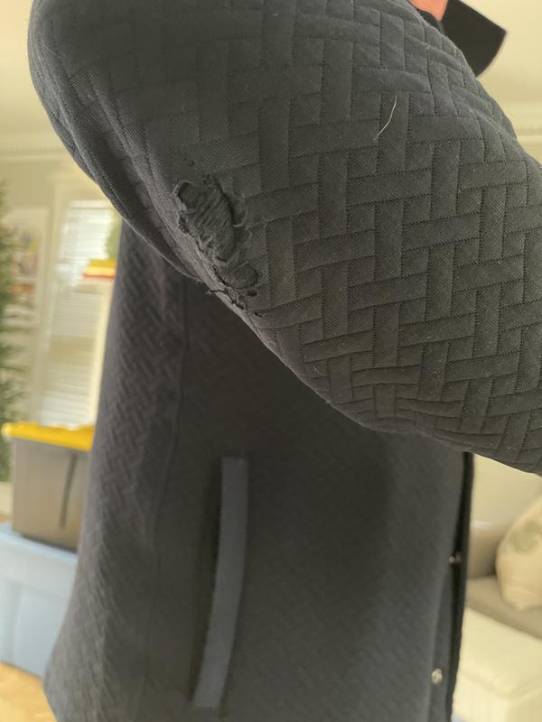 Review Thumbnail Image 0 375760293