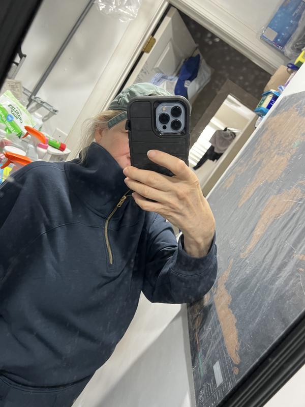 Customer photo for "DreamGlow 1/2 zip is awesome"