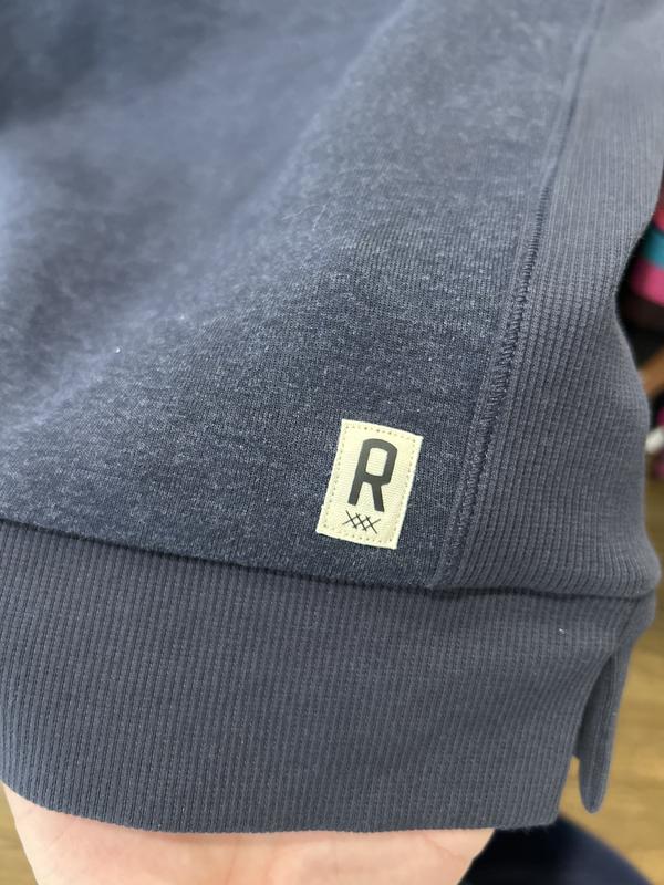 Review Thumbnail Image 1 373519143