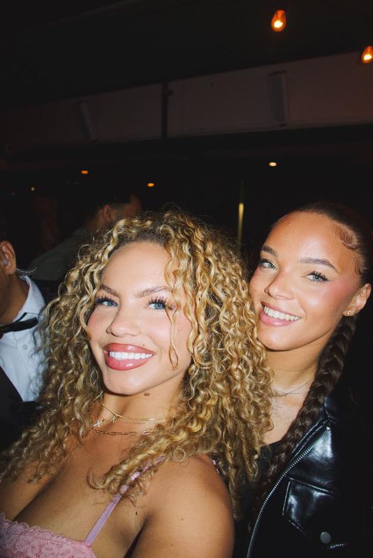 Review Thumbnail Image 0 381459665