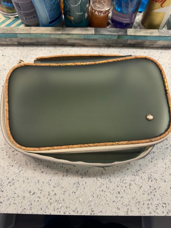 Customer photo for "Perfect little travel bag!"