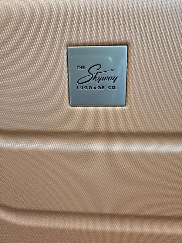 Customer carousel item 3.