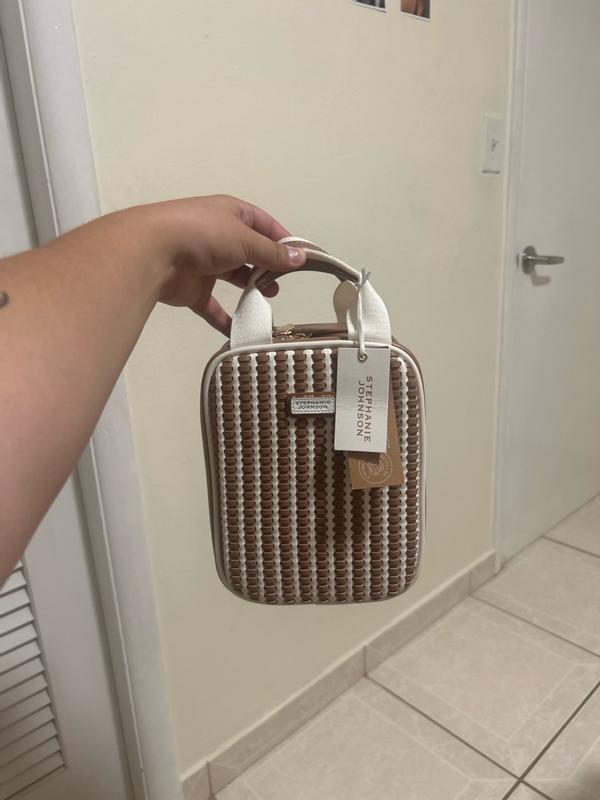Review Thumbnail Image 1 392763140