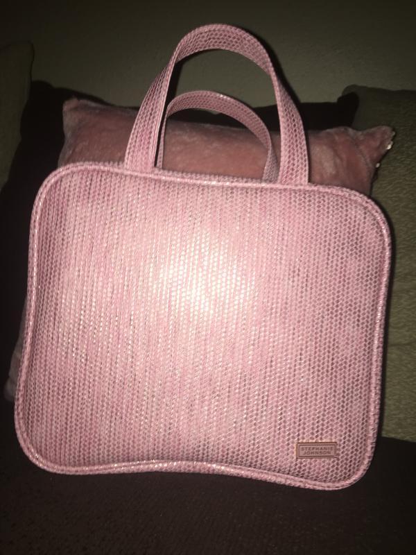 Customer photo for "MY FAVORITE BRIEFCASE EVER!!!"