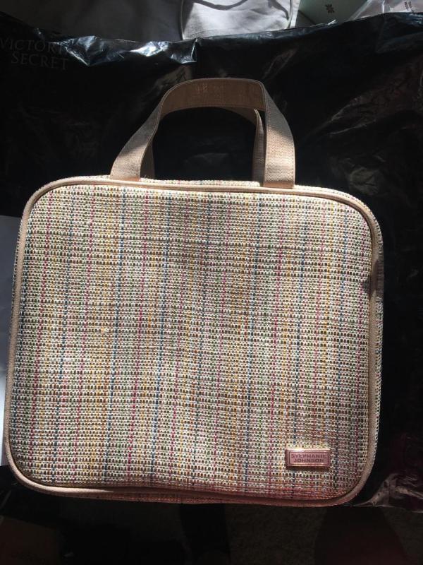Customer photo for "Martha Large Briefcase is one I would buy - cute!"